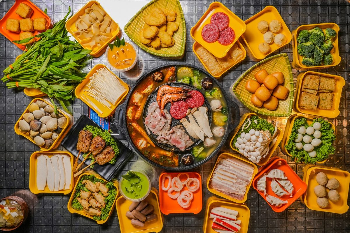 Thai Geng Mookata buffet spread 50 plus items help yourself